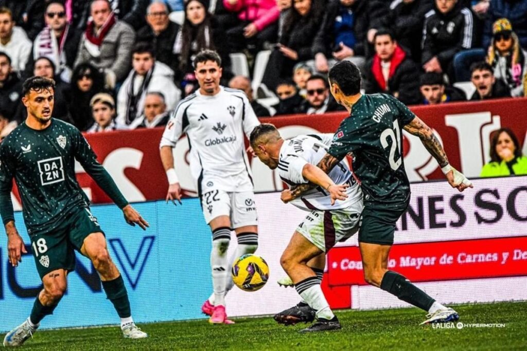 El Albacete hace del Elche el mejor de Segunda