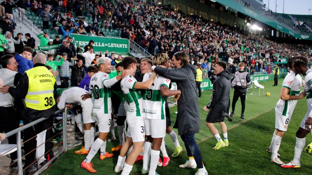 El Elche ve peligrar la continuidad de su joya