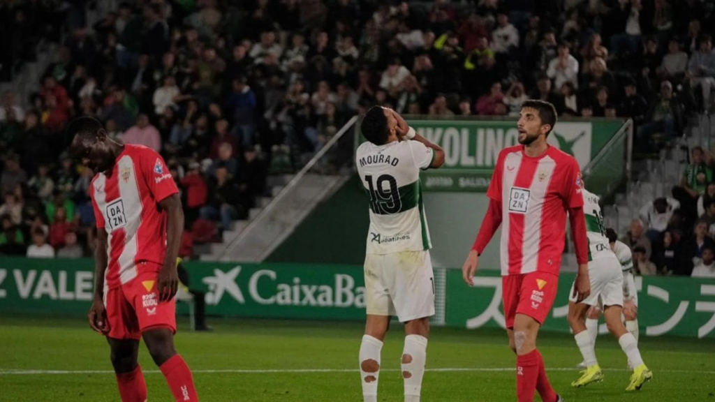 El Almería cayó ante el Albacete y el Elche se queda como mejor equipo de la actualidad