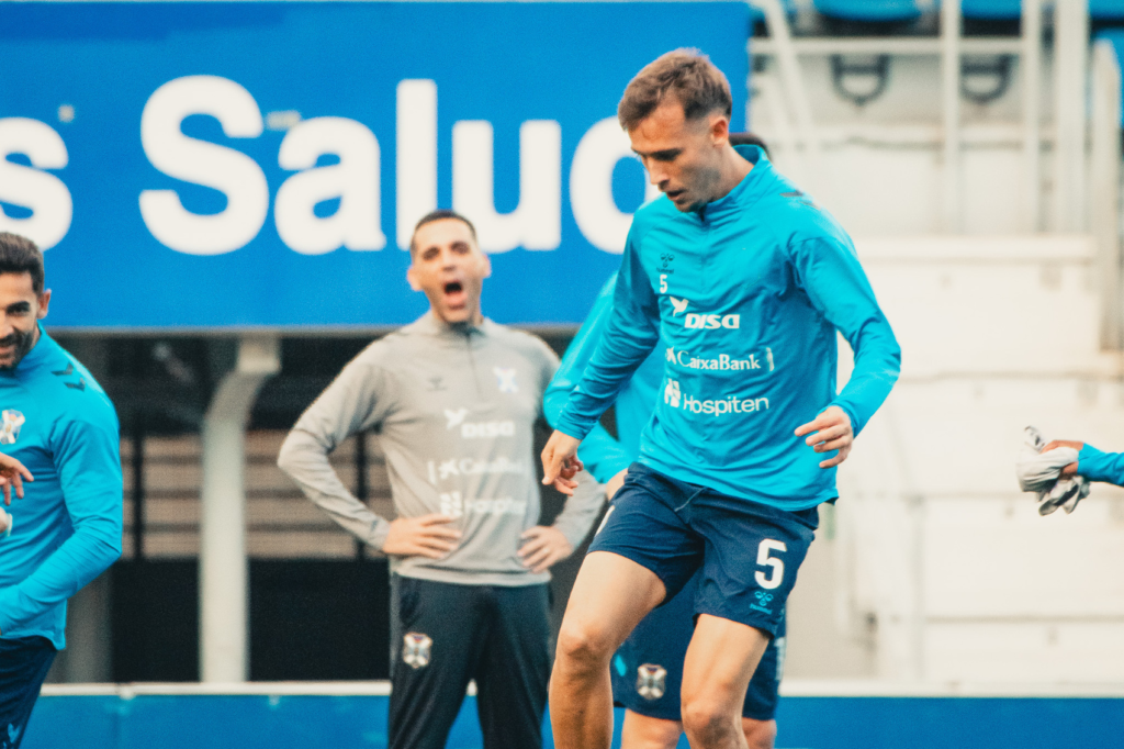 Sergio González es el comodín del Tenerife de Cervera