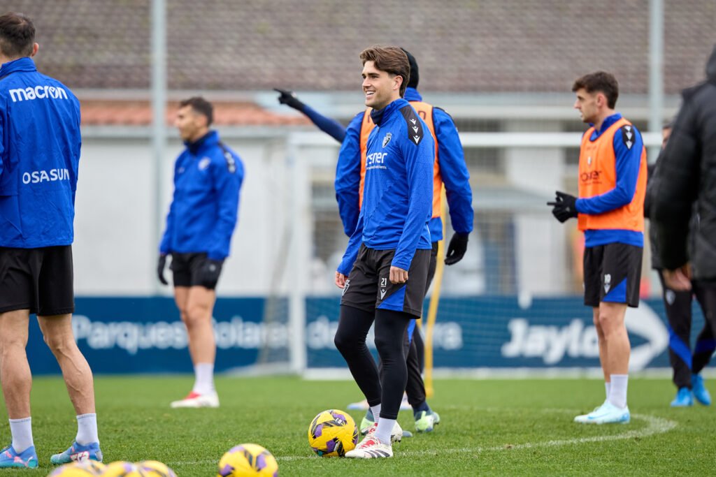 El Eibar incorpora a su segundo y definitivo refuerzo