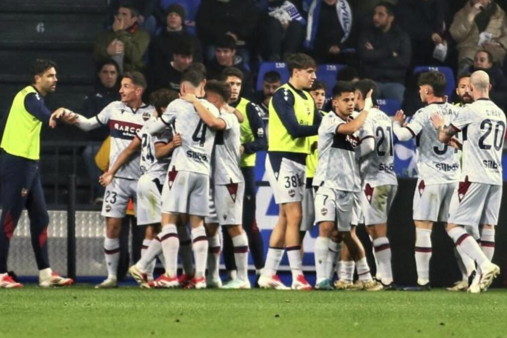 El Levante tiene al jugador con más minutos de LaLiga