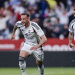 El Albacete consagra a su perla en una tarde accidentada 2 albacete celebra