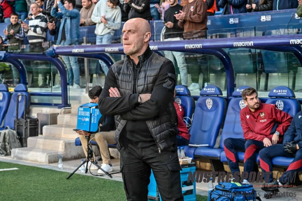 Julián Calero ha elevado al Levante a Primera