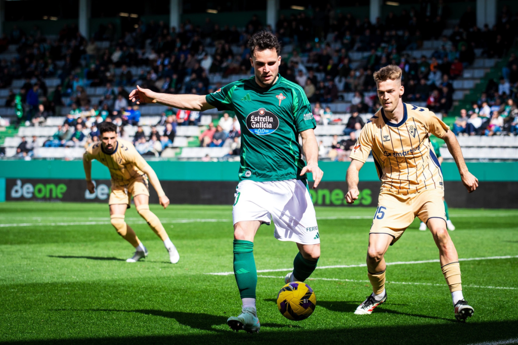 El Racing de Ferrol recibirá al Deportivo en un derbi gallego descafeinado