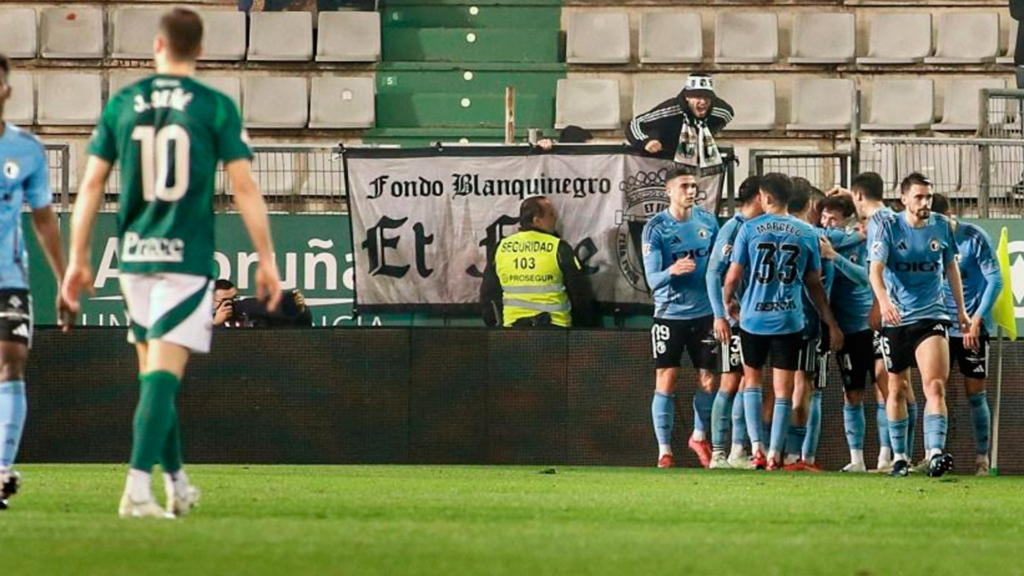 El Burgos celebra el gol ante el Racing de Ferrol