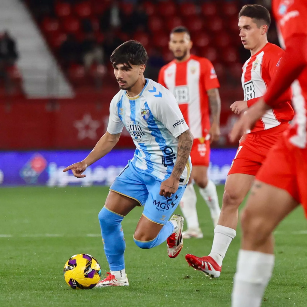 El Málaga logró empatar al Almería un 2-0