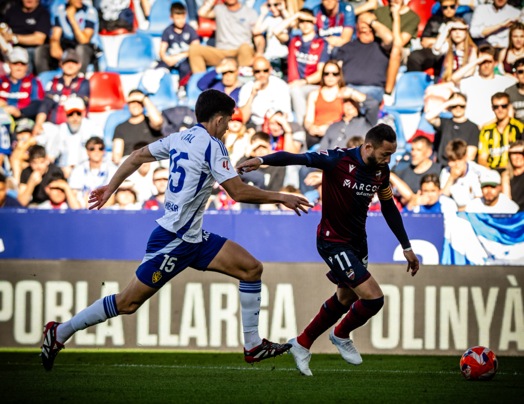 Morales volvió a ser determinante para el Levante ante el Zaragoza