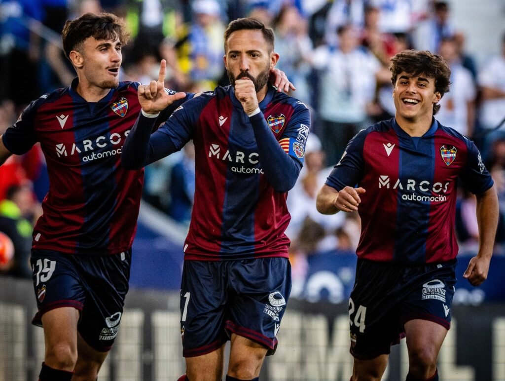 El comandante Morales es infalible y el Levante lo ha aprovechado