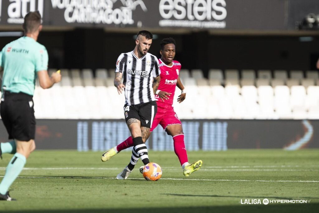 Álex Millán, en el partido entre Cartagena y Tenerife