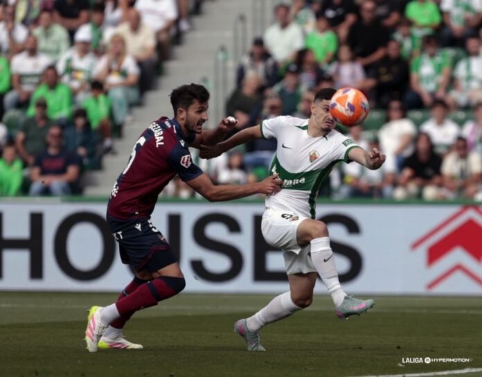 Imagen del duelo Elche CF vs Levante UD | LaLiga