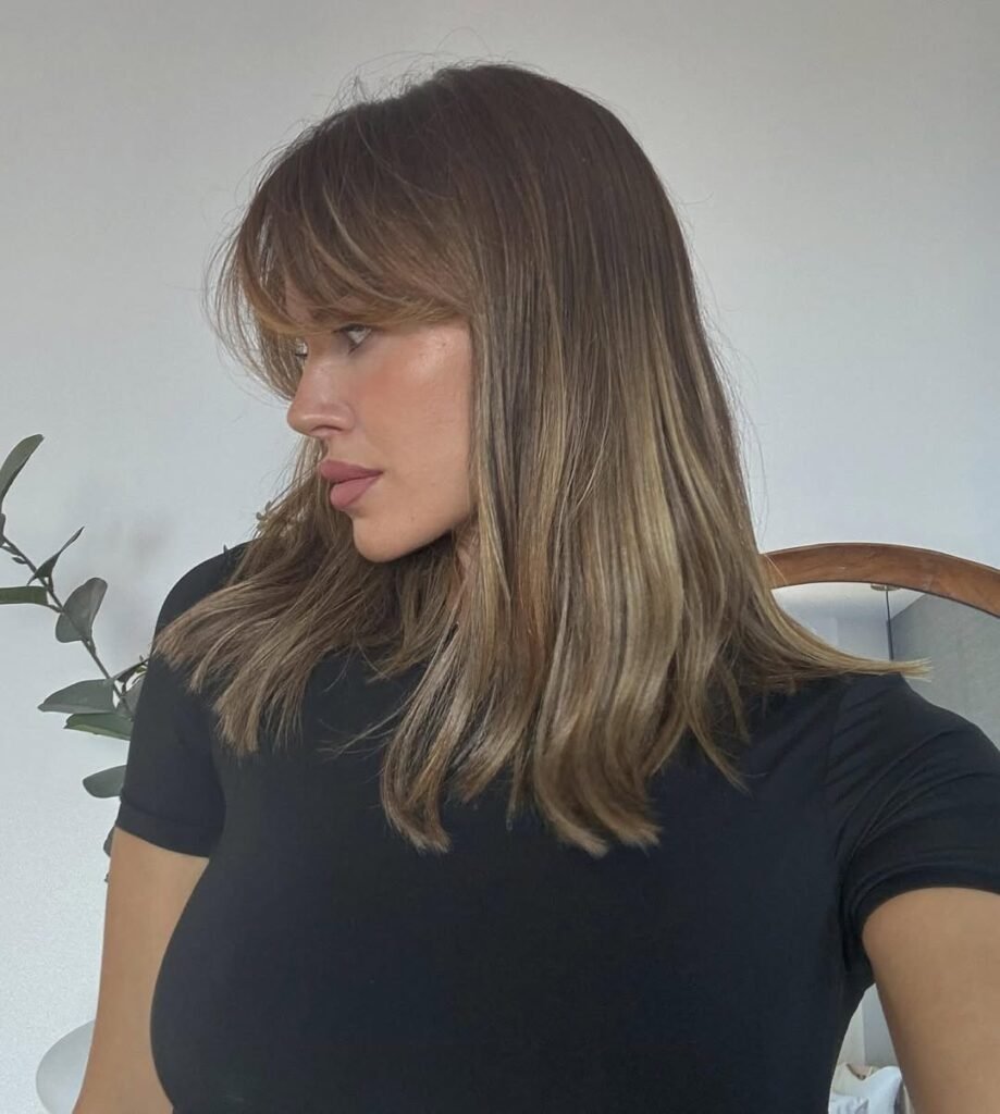 La esposa de Sergi Enrich, Clara Piera, indignada con el arbitraje sufrido por el Huesca