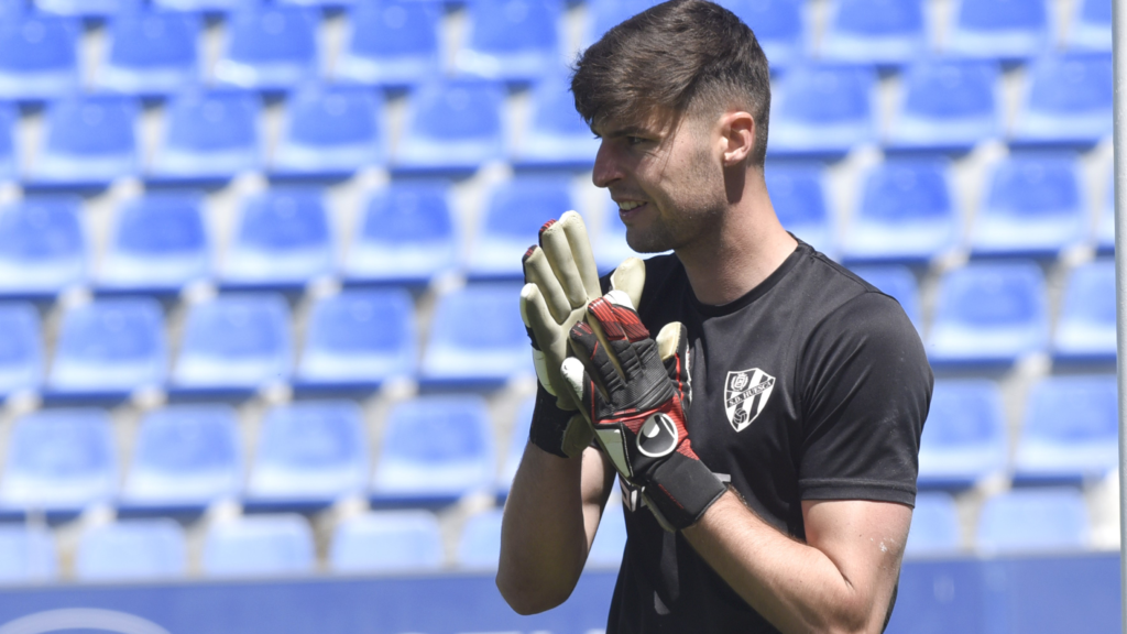 Juan Pérez vuelve a estar disponible en el Huesca