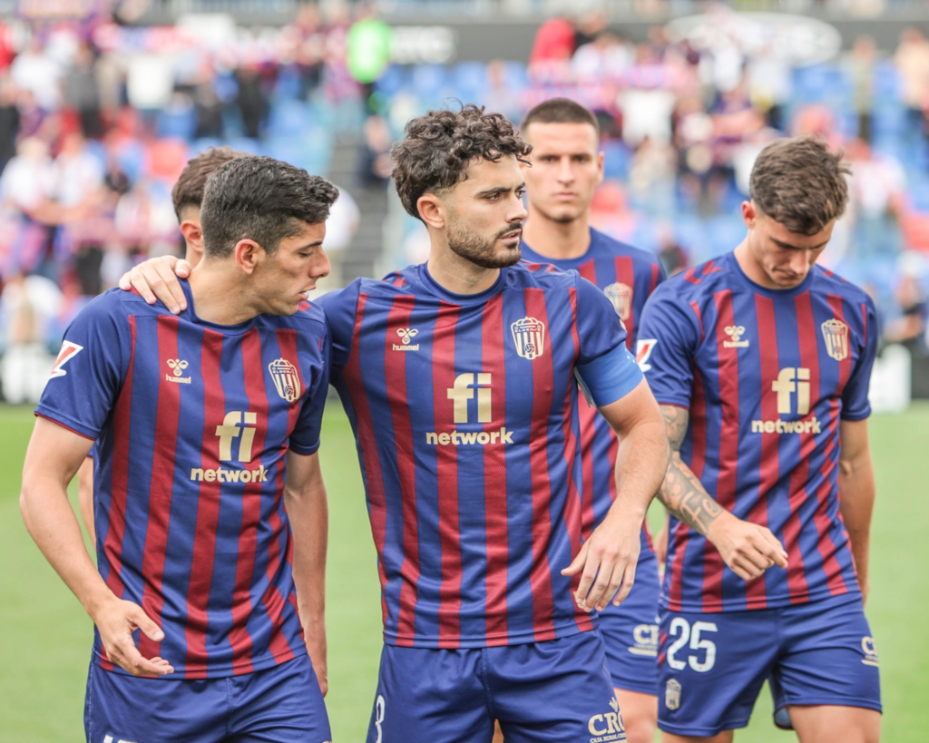 El Eldense se la juega al todo o nada en Castellón