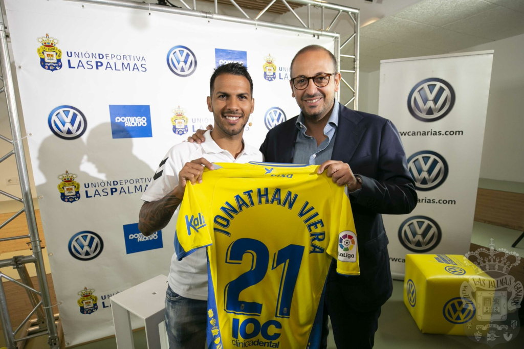 La UD Las Palmas no cierra la puerta a la vuelta de Jonathan Viera