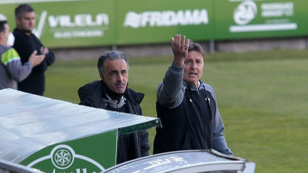 Parralo, con Pablo López dirigiendo al Racing de Ferrol