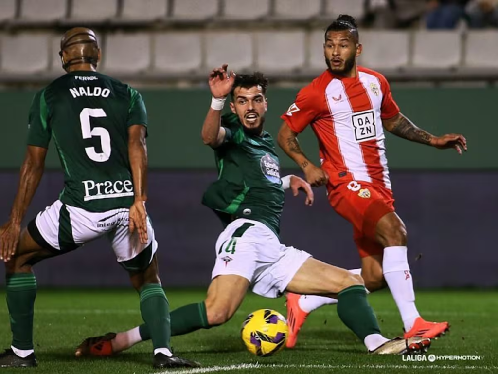 Naldo está dispuesto a seguir en el Racing de Ferrol