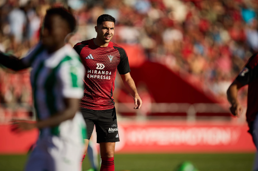 Tachi no podrá jugar con el Mirandés ante el Almería