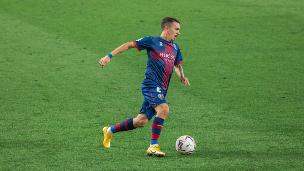 Joaquín, del Huesca, sería una opción ilusionante para el Málaga
