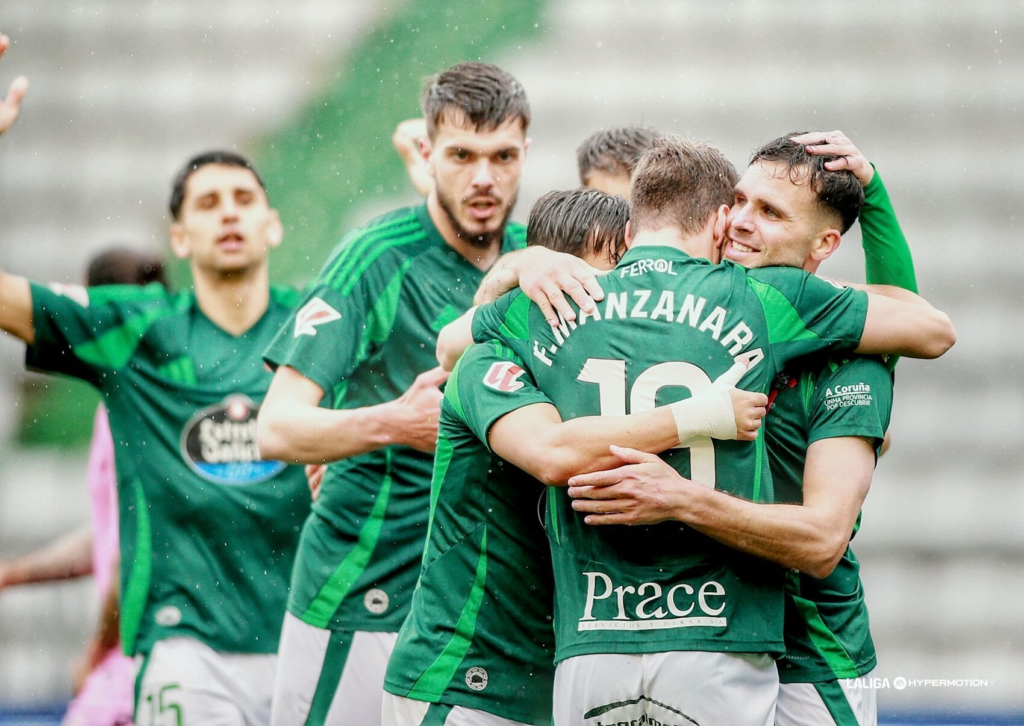 El Racing de Ferrol tiene que seguir progresando como club