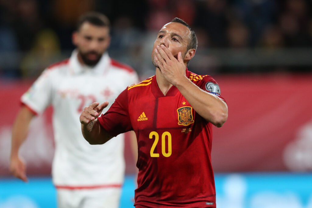 Santi Cazorla quiere continuar dando mucho al Real Oviedo