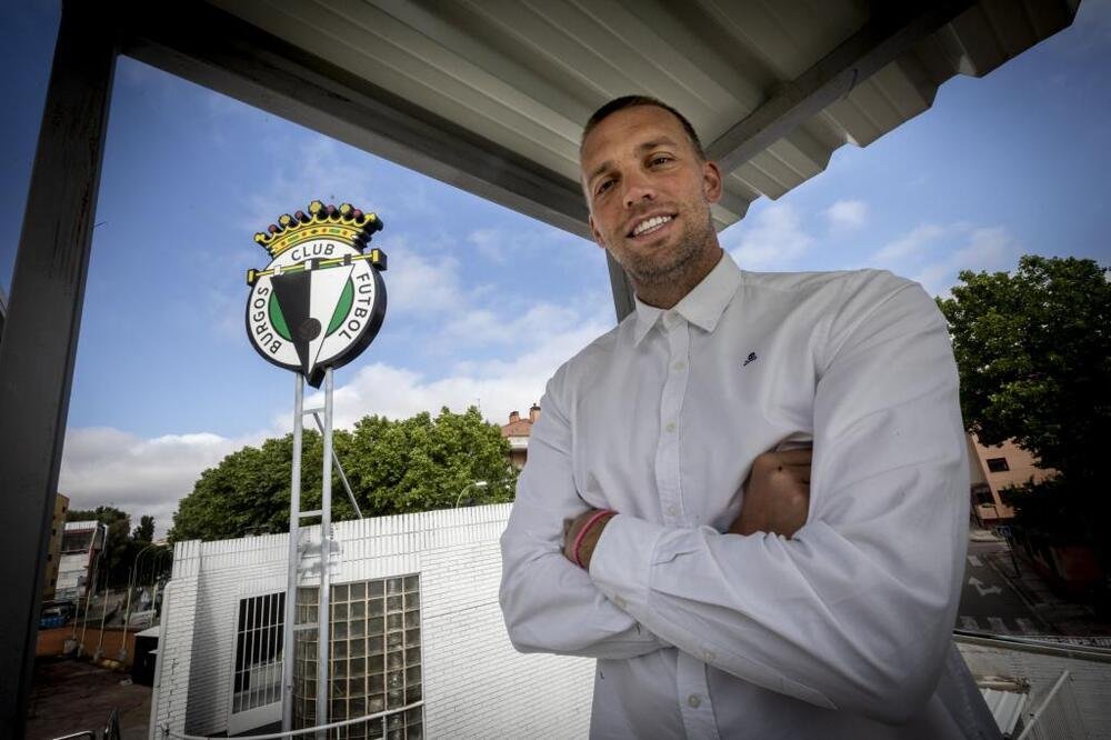 Michu debe volver a hacer magia en Burgos