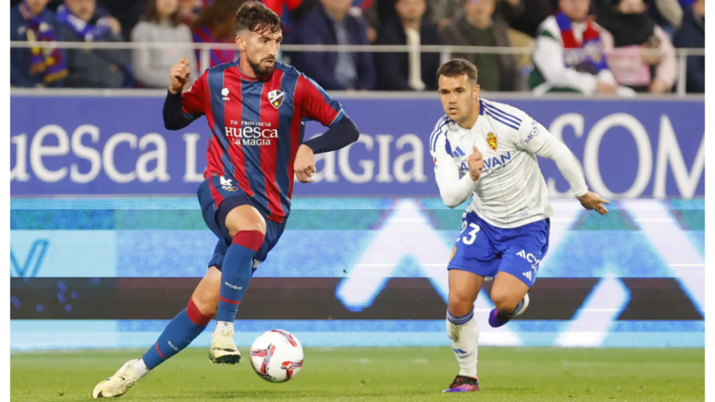 Javi Pérez no da respuesta a la oferta del Huesca