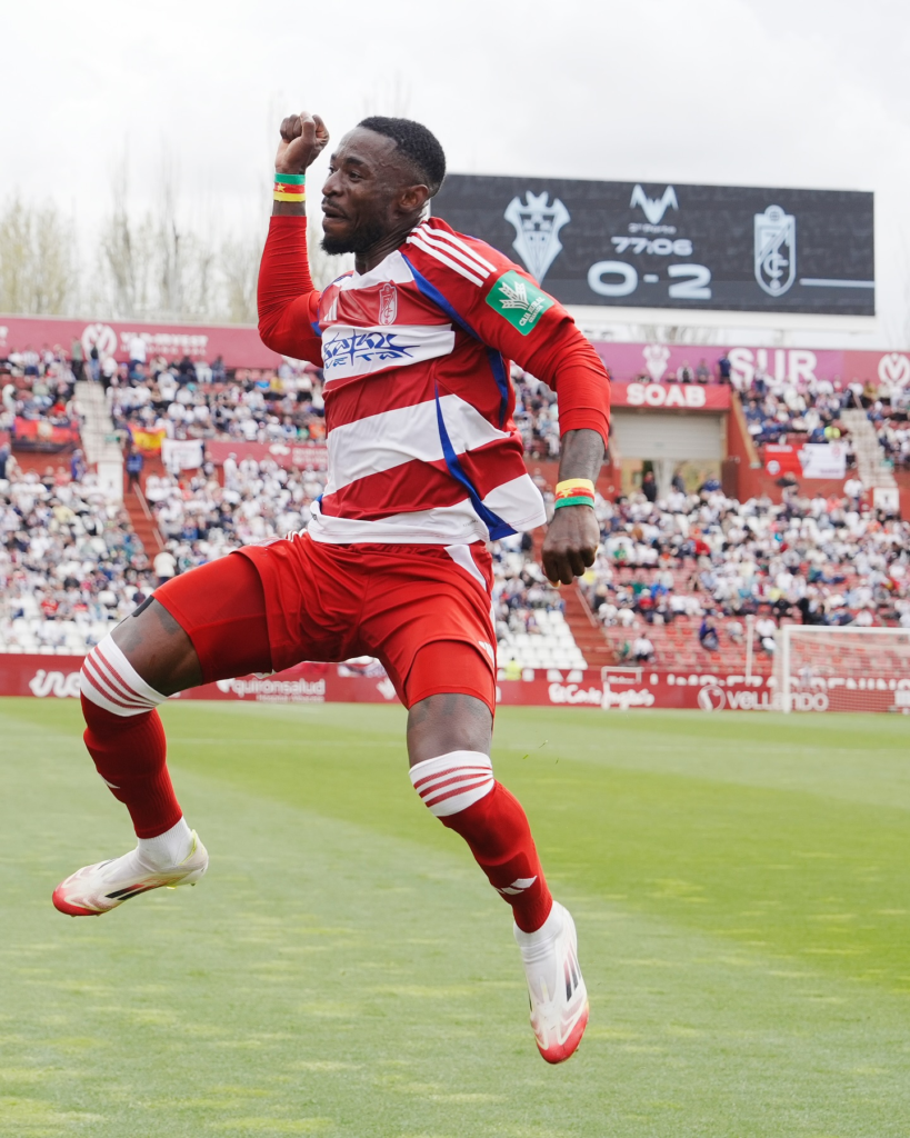 Martin Hongla podría dejar el Granada