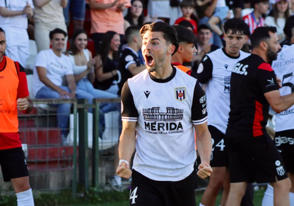 Liberto Beltrán es petición expresa del técnico del Huesca