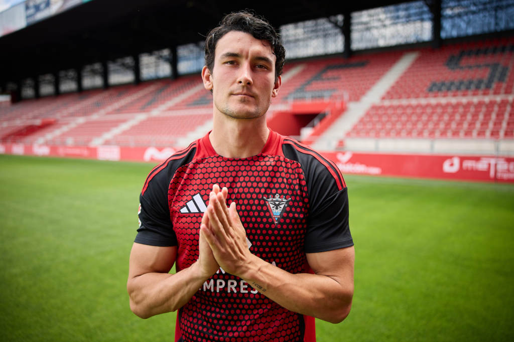 Juan Gutiérrez podría salir del Mirandés al Alavés