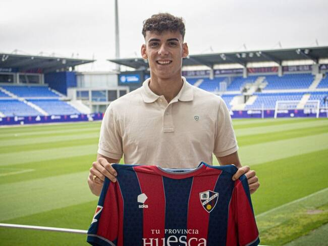 Ángel Pérez será jugador del Huesca a todos los efectos
