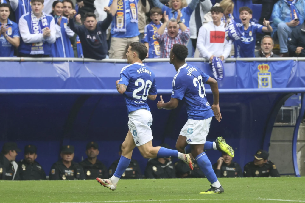 El Oviedo hizo sus deberes aunque no sirviera para ascender