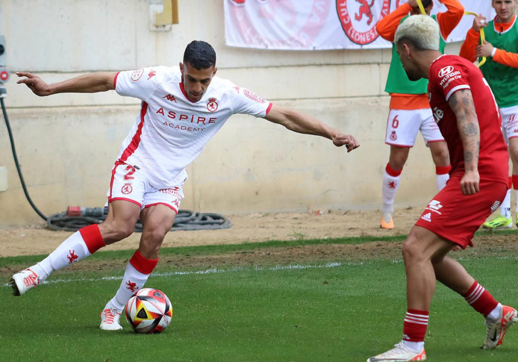 Víctor García ha renovado con la Cultural Leonesa