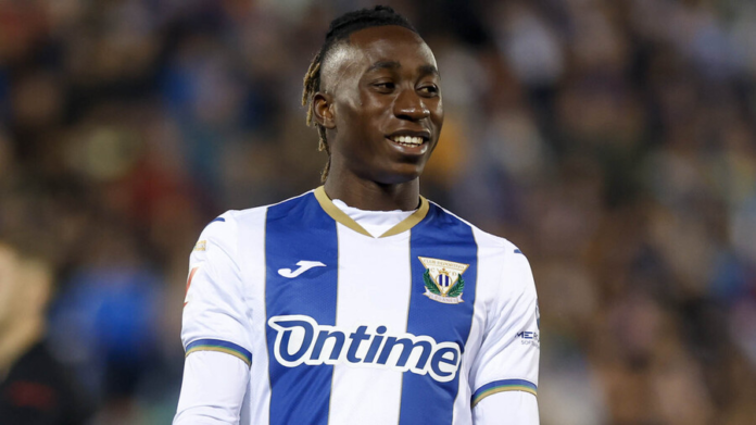 5b0a9724-b745-4aa8-905f-6c74842e9e1c-156