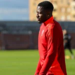 El Granada se atasca en la operación salida 6 Martin Hongla