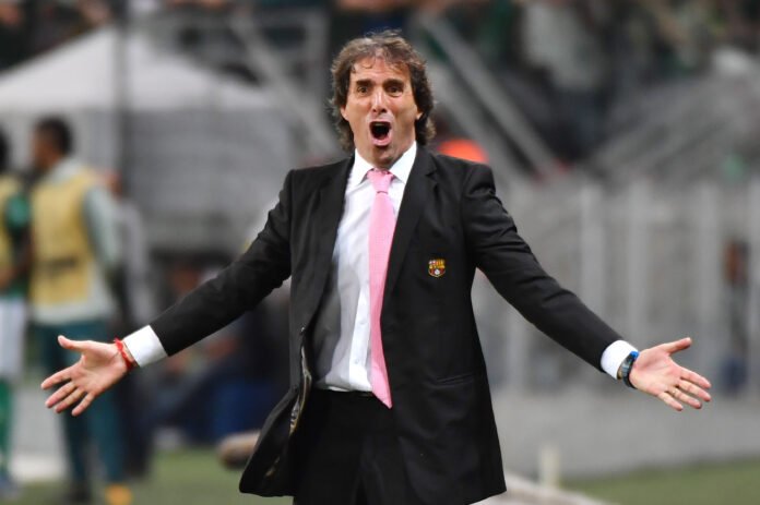 Guillermo Almada, nuevo entrenador del Real Valladolid. Fuente: El Universo.