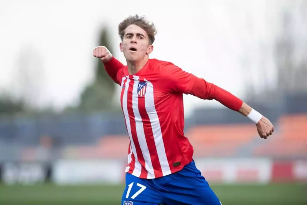 Adrián Niño también interesa al Cádiz CF