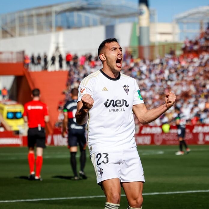 Álvaro, rumor de la Cultural Leonesa