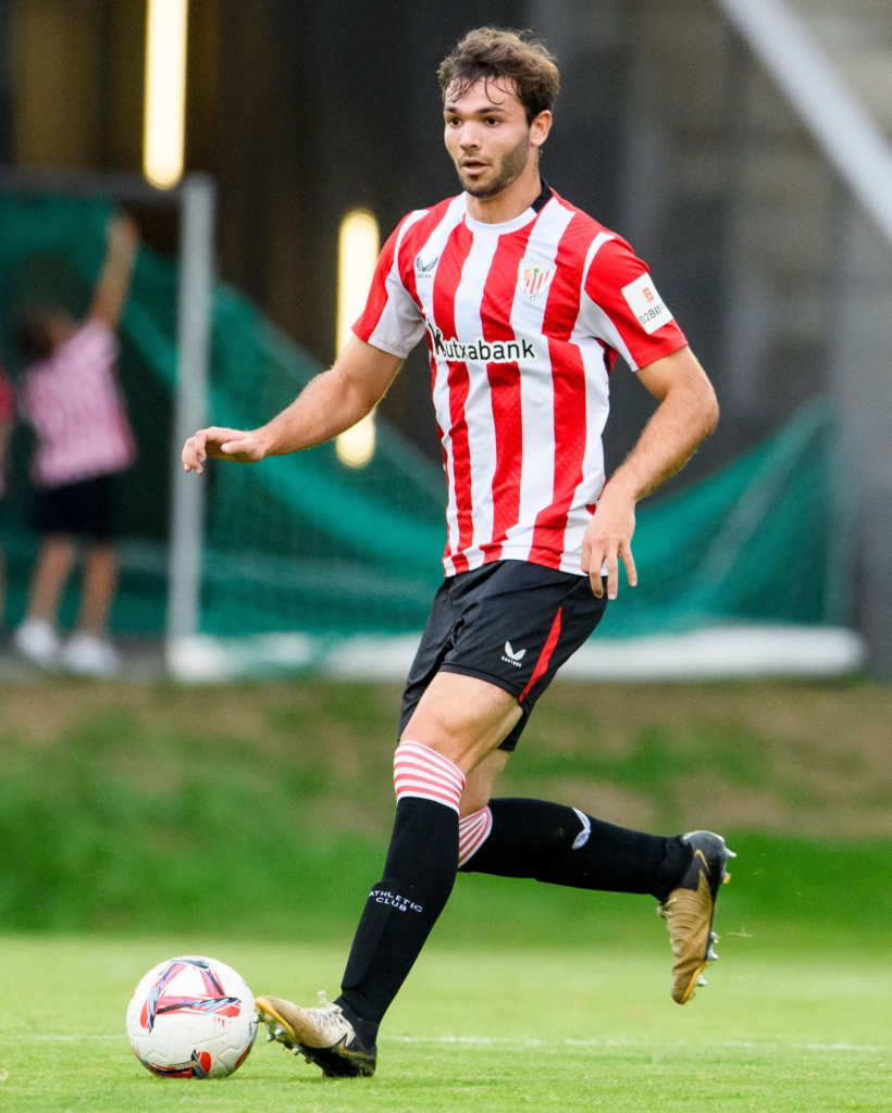 Egiluz renueva con el Athletic tras su paso por el Mirandés
