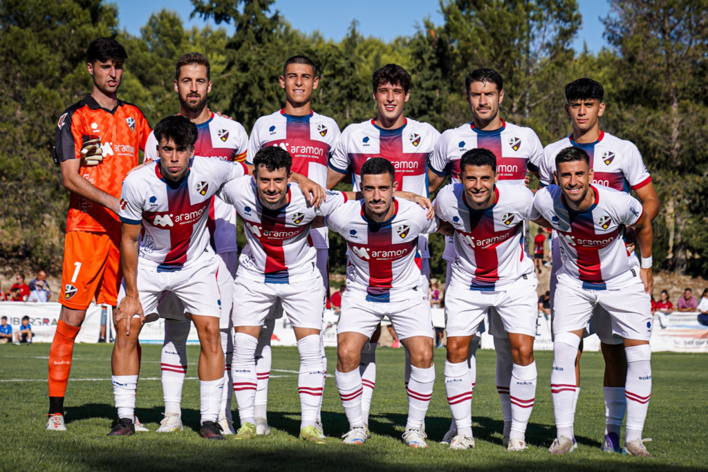 Once inicial de la Sociedad Deportiva Huesca ante Osasuna