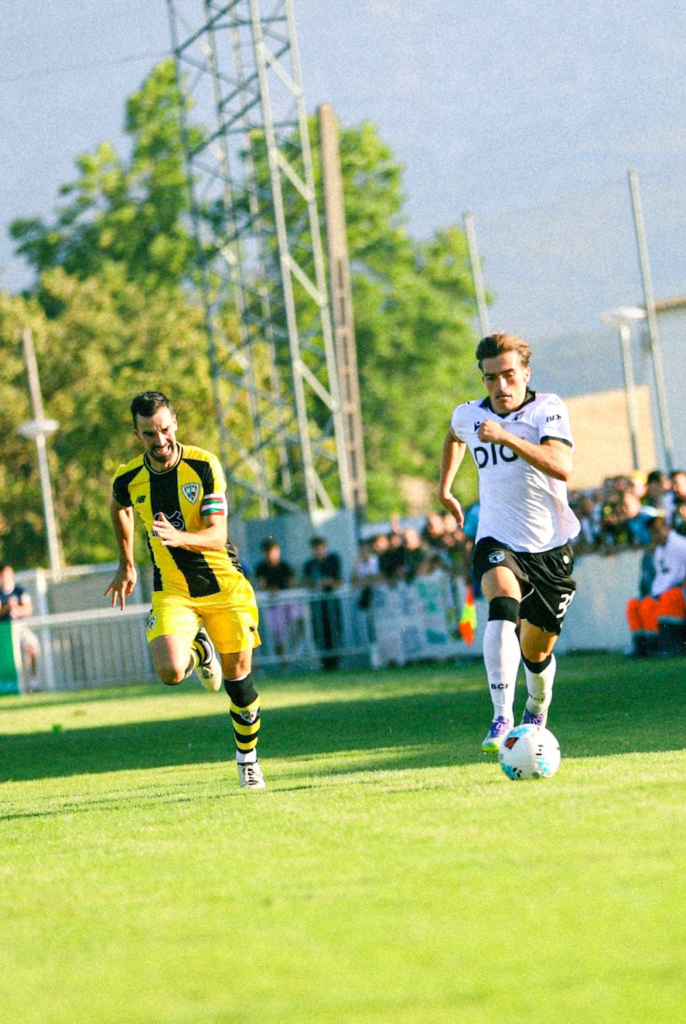Íñigo Córdoba sigue destacadndo en el Burgos