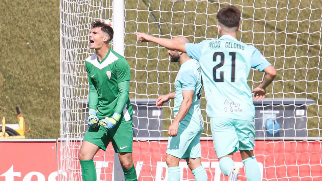 Iker Venteo, cerca del Sporting