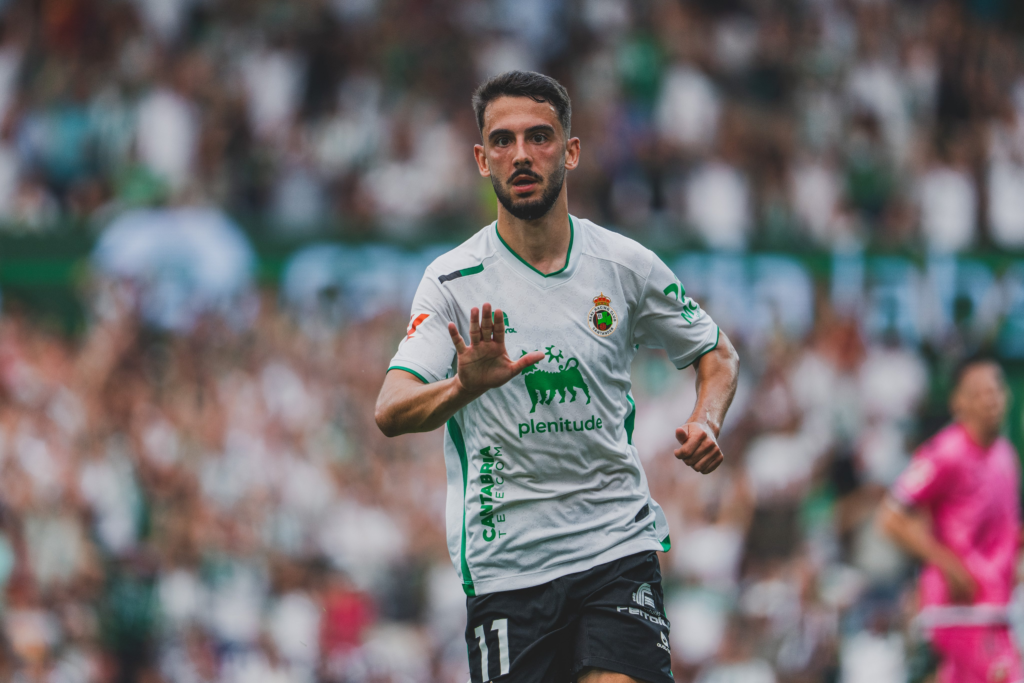 El gol de LaLiga Hypermotion 24-25 se reivindica 1 Andrés Martín comienza LaLiga Hypermotion con doblete