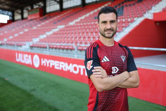 Mirandés: el liderazgo de Postigo