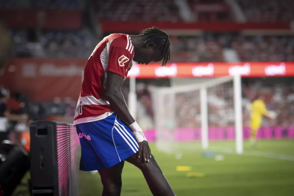 Fayé en un partido del Granada