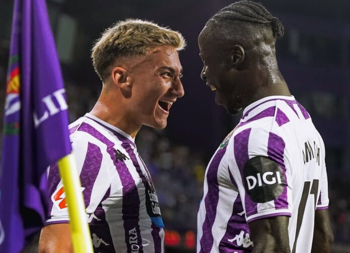Chuki celebrando un gol con Amath | Foto vía Instagram oficial Real Valladolid
