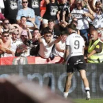 Fer Niño celebra el 0-1