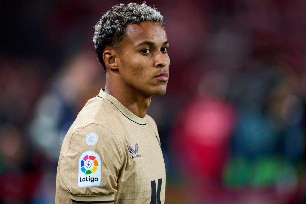 Lázaro se marcha del Almería con más pena que gloria