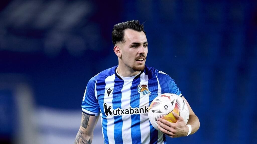 El Racing se fija en Alex Sola para su ataque 1 Alex sola como jugador de la Real Sociedad