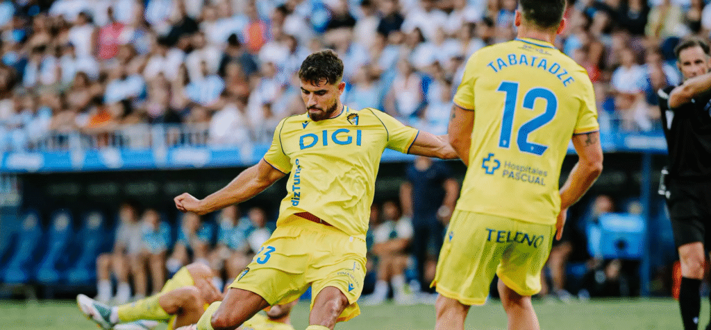 Álvaro García Pascual, clave en este Cádiz